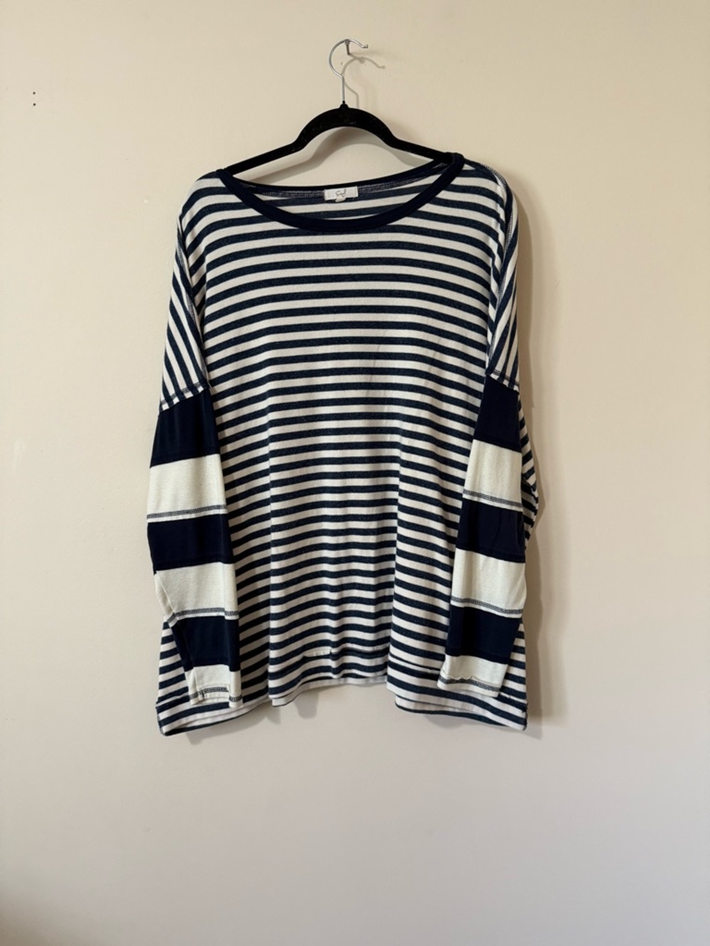easel Navy and White Striped Pullover. PTP 29. Very Oversized.